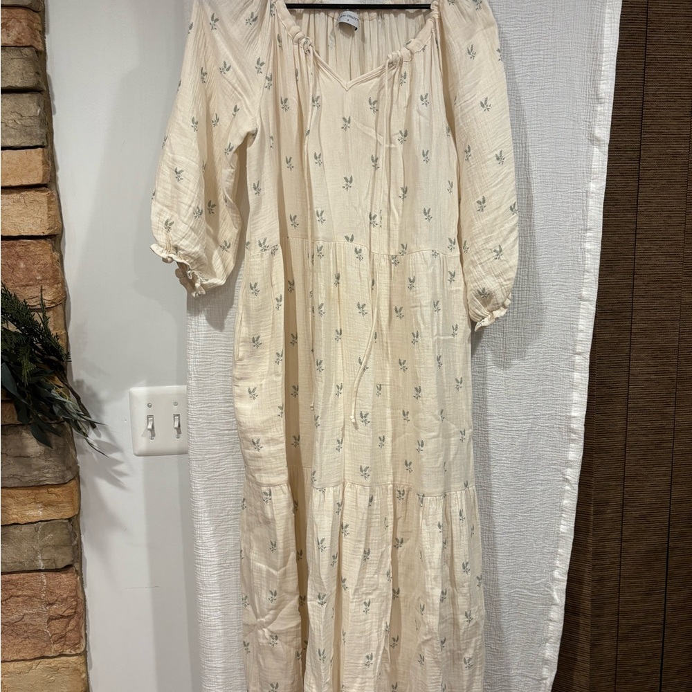 Worth Collective Casual gauze dress in eggshell with sage green floral details